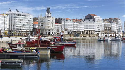 cruising la coruña|La Coruna Cruise Port Guide, Spain